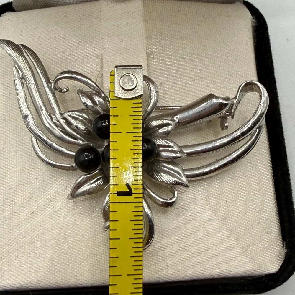 Vintage Hawaiian Silver Plated Black Coral Floral Brooch Pin Tropical Leaf - Picture 2 of 10